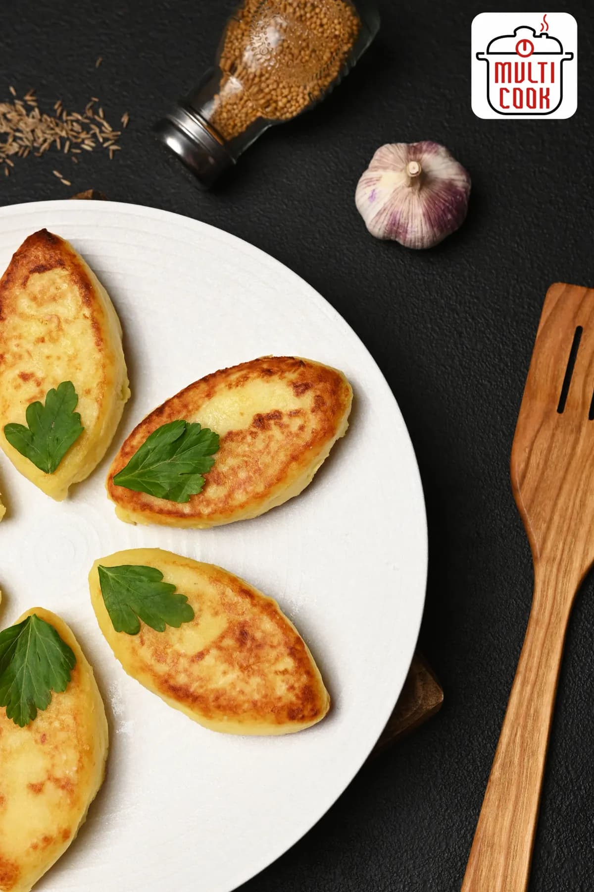 Potato zrazy with cabbage